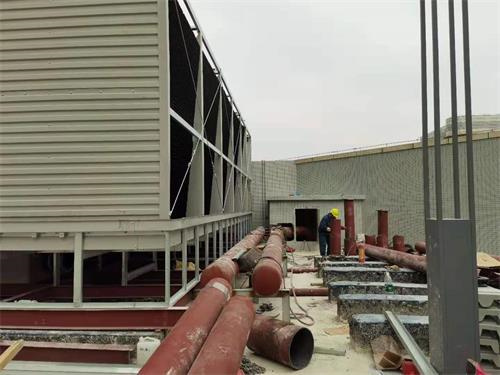 冷卻塔廠家:如何區(qū)分干式冷卻塔和濕式冷卻塔?(工業(yè)冷卻塔與普通冷卻塔的區(qū)別)